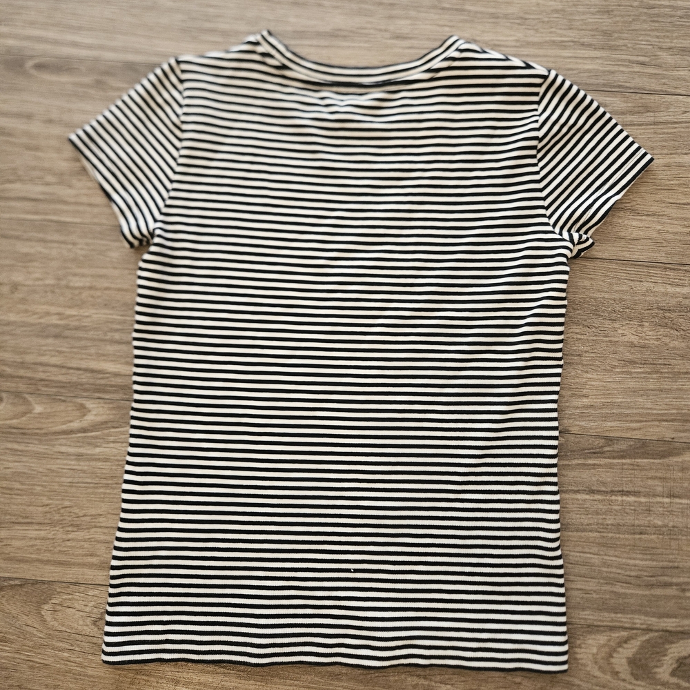 Club Monaco Medium Black & White Striped Crewneck Tee, Like New Condition - Picture 9 of 9